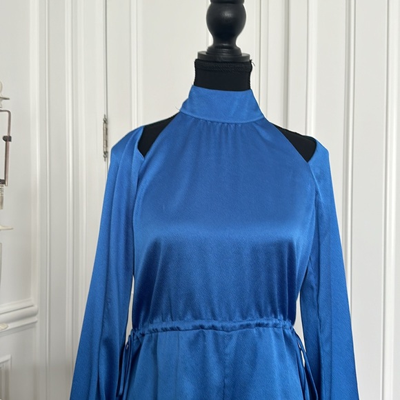 Alexis Size XS 100 hundred percent polyester romper - Picture 5 of 8